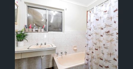 Easy living in dreamy Dernancourt - Photo 4