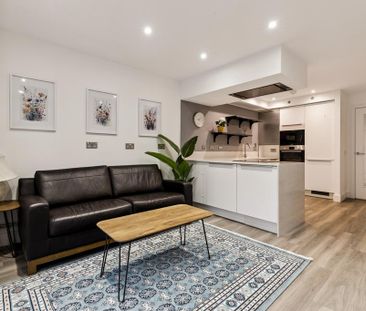 3 bedroom terraced house to rent - Photo 2