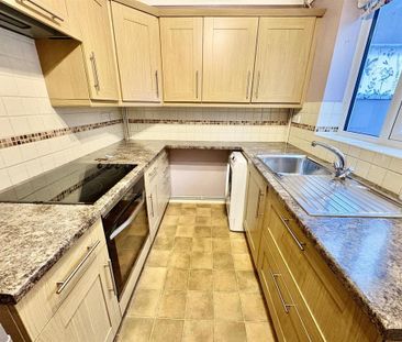 2 bedroom semi-detached house to rent - Photo 5