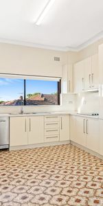 Spacious family home - Photo 3