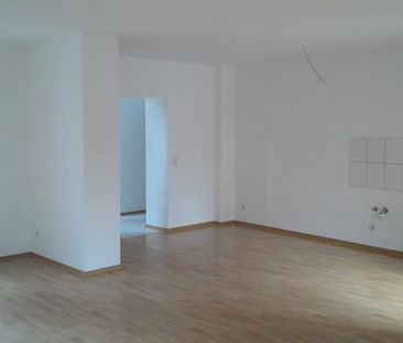 Schöne 2ZKB Wohnung mit Terrasse am Neunkircher Zoo - Foto 1