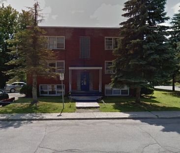 25 Rue Pharand (Hull) Beau Appartement Prés De Tout - Photo 3