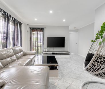 LOVELY 3 BEDROOM HOME - Photo 2