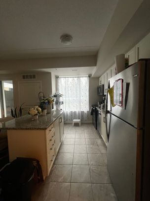 1280 Gordon St, Guelph - Photo 1