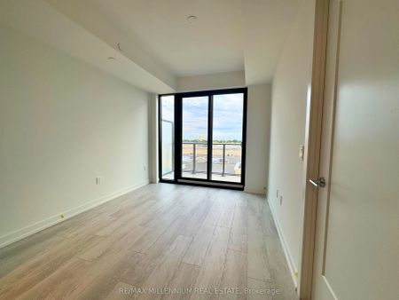 801 The Queens Way #419 - Photo 3