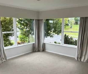 Freestanding 3-bedroom Home - Photo 2