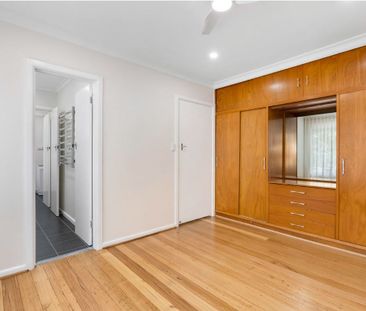 Stylish & Spacious - Photo 3