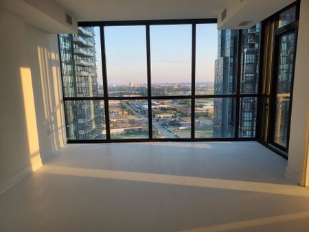 For Lease - 2908 Highway 7 Road Unit# 2303, Vaughan, Ontario - Photo 4