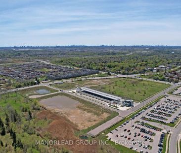 Detached Home For Lease | N9257154 - Photo 3