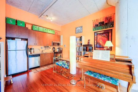 Printing Factory Lofts #205 - Photo 2