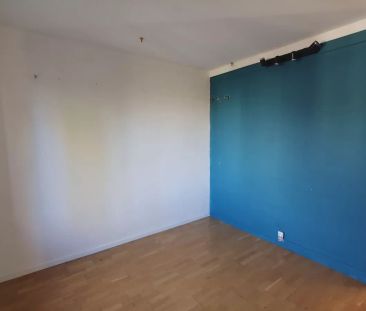 APPARTEMENT - Photo 2