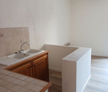 Location Appartement 1 pièce 30m² - Photo 3