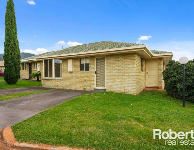 2 Bedroom Unit in Quiet Complex - Photo 1