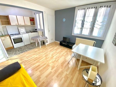 Location Appartement 1 pièce Meublé 27m² VILLEURBANNE 69100 - Photo 3