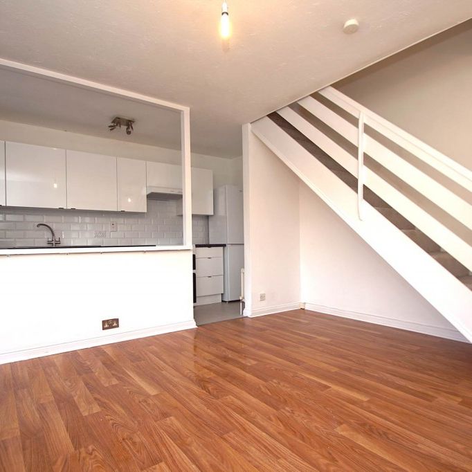 1 bed Terraced for rent - Photo 1