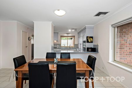 Lovely North Adelaide 3 Bedroom Home! - Photo 2