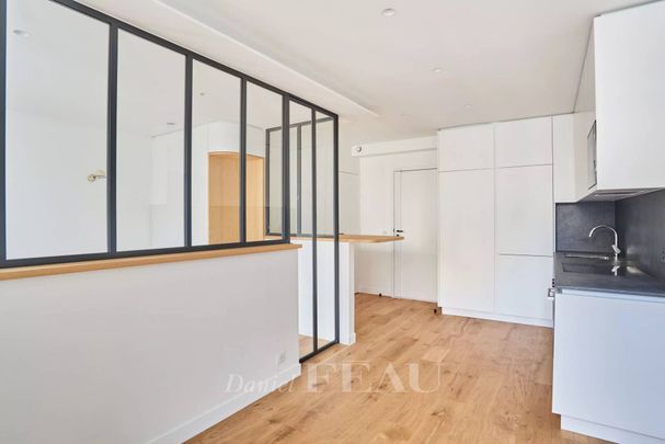 Location appartement, Paris 16ème (75016), 2 pièces, 28.7 m², ref 86399068 - Photo 1