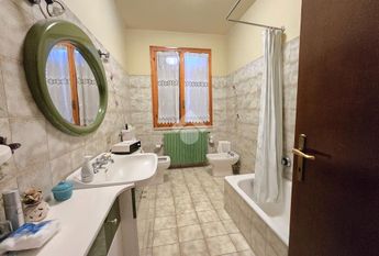 Casa indipendente in affitto