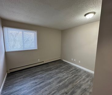 2 Bedroom for rent on 2nd floor in Riverside Meadows! - Photo 4