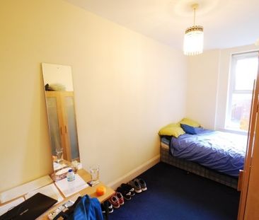 3 Bed - Helmsley Road, Sandyford - Photo 6