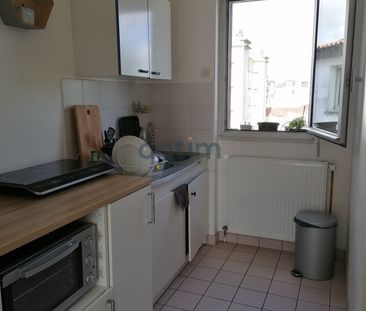 Location Appartement 2 pièces 42m² MONTAIGU VENDEE 85600 - Photo 3