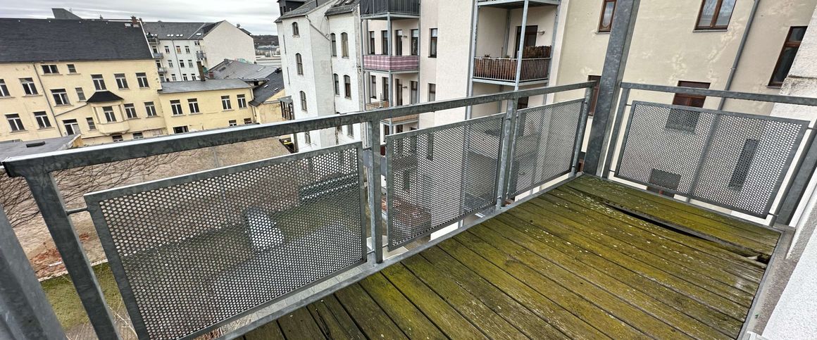 Balkon - 3.OG - WG-geeignet - nur Wohnzi. straßenseitig ausgerichtet** - Photo 1