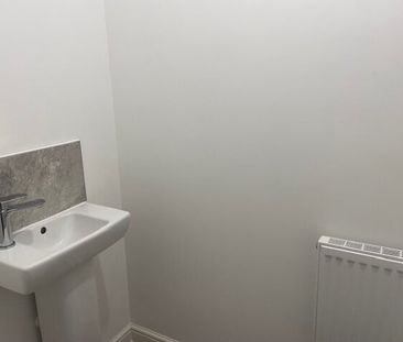 Spengler Drive, Mansfield, Forest Town - Photo 2