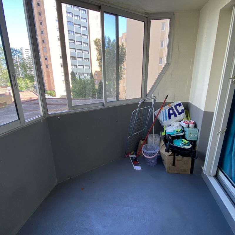 T2 33 m2 + Loggia - La Rode - Photo 1