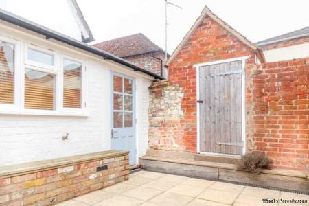 3 bedroom property to rent in Watlington - Photo 3