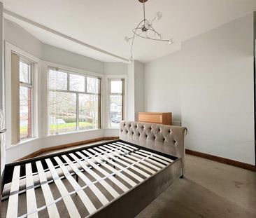 4 bedroom semi-detached house to rent - Photo 5