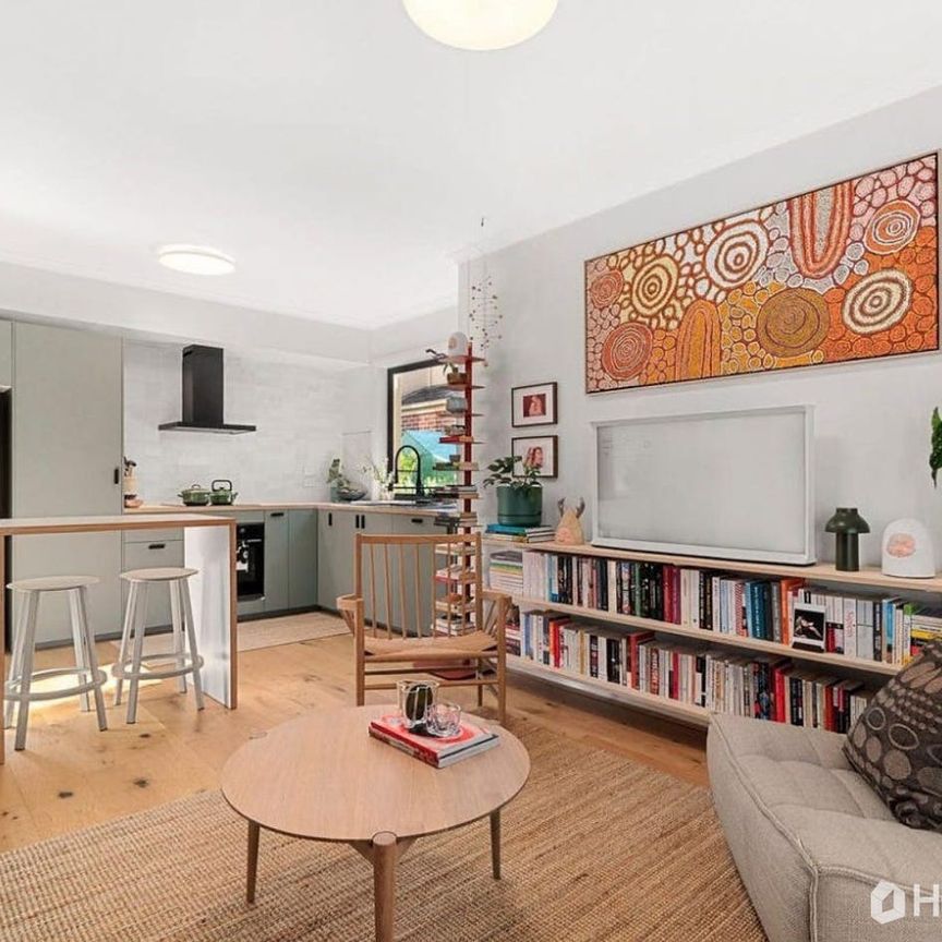 Convenience at Your Doorstep! - Photo 1