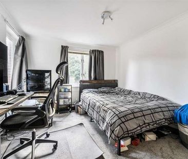 Holden Road, Woodside, N12 - Photo 5