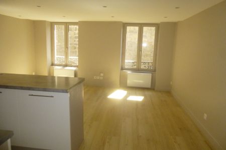 Location Appartement 2 pièces 39m² LE PUY EN VELAY 43000 - Photo 4