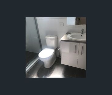 1 Bedroom Studio Apartment! - Photo 6