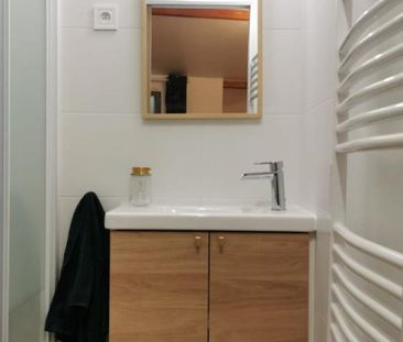 Location / Duplex - Photo 2