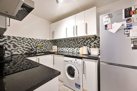 1 bedroom flat to rent - Photo 5