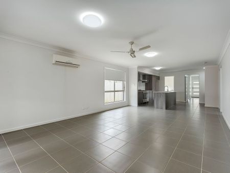 Spacious Modern Family Home with Huge Backyard - Photo 2