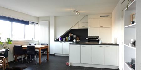 Appartement te huur in Sint-Pieters voor € 825 met 2 slaapkamers - Photo 2