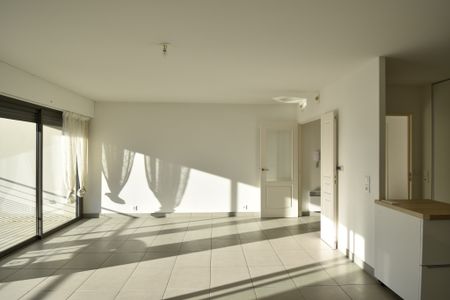 Location Appartement 3 pièces 72m² FREJUS 83600 - Photo 2