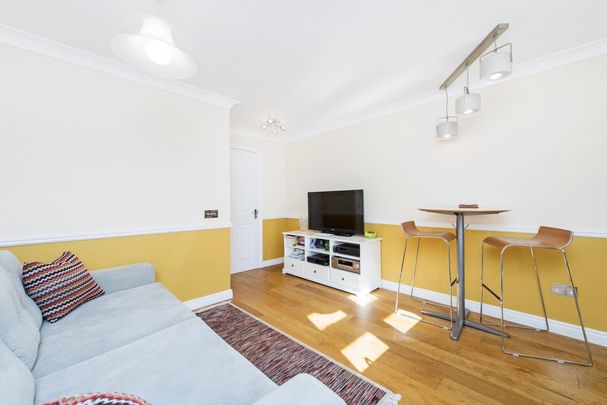 Orsett Terrace, Bayswater, London, W2 - Photo 1