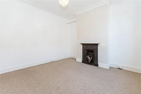 5 bedroom terraced house to rent - Photo 5