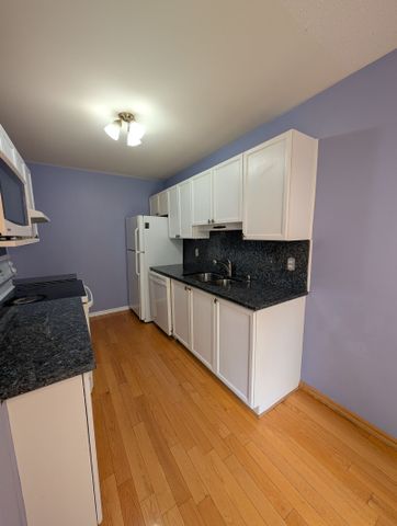 For Lease - 19 MOUNTSHANNON Drive, Barrhaven, Ontario - Photo 2