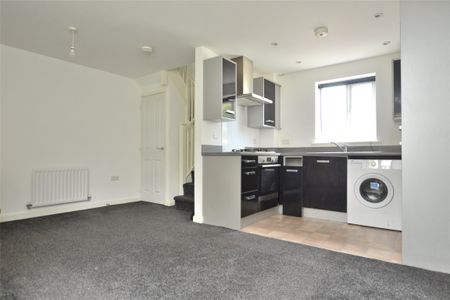 Hale Close, Tuffley, GL4 - Photo 2