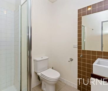 Fully Furnished 3 Bedroom Apartment in the Heart of Adelaide - Photo 3