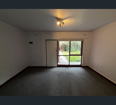 5/8 Walnut Street, Carnegie, Vic 3163 - Photo 4
