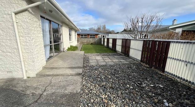 Windsor Townhouse - Photo 1