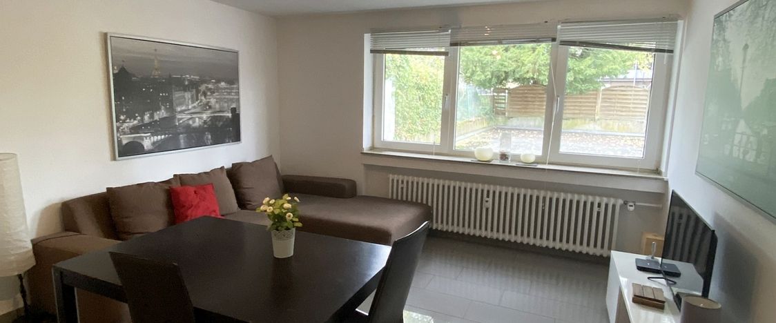 Schick eingerichtete Wohnung in zentraler Lage in Frechen - Photo 1