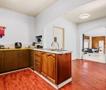 Double Room - Photo 5