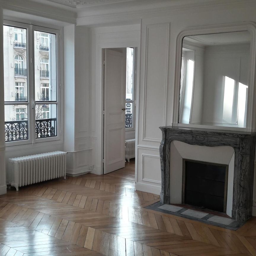 location Appartement T3 DE 106m² À PARIS - Photo 1