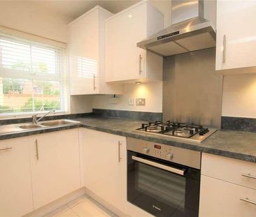 Haden Square, Reading, Berkshire, RG1 - Photo 2